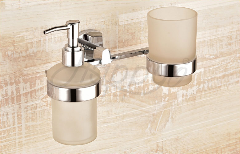 Combo Glass Liquid Dispenser and Tumbler