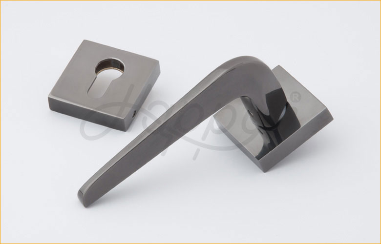  PVD Black Handle