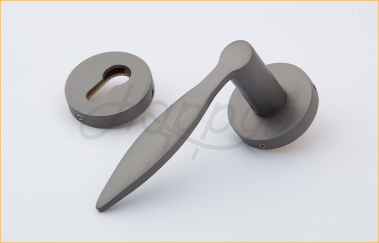 Matt Graphite Black Handle