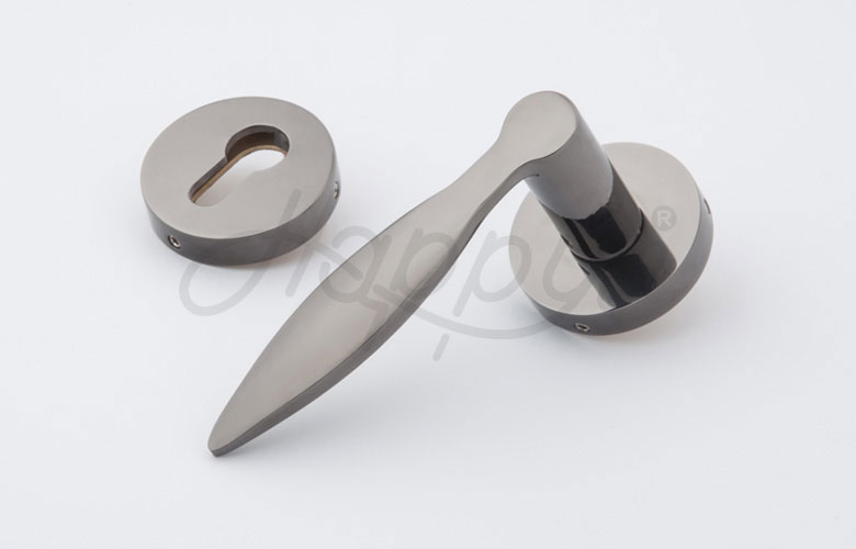  PVD Black Handle