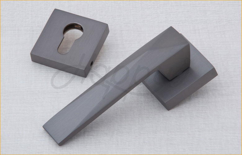 Matt Graphite Black Handle