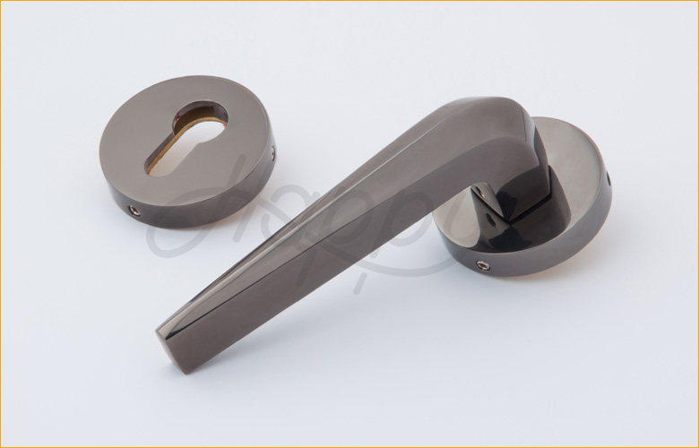  PVD Black Handle